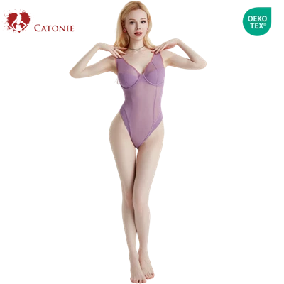 How to Choose a Beach Bikini for a Pear-Shaped Body?